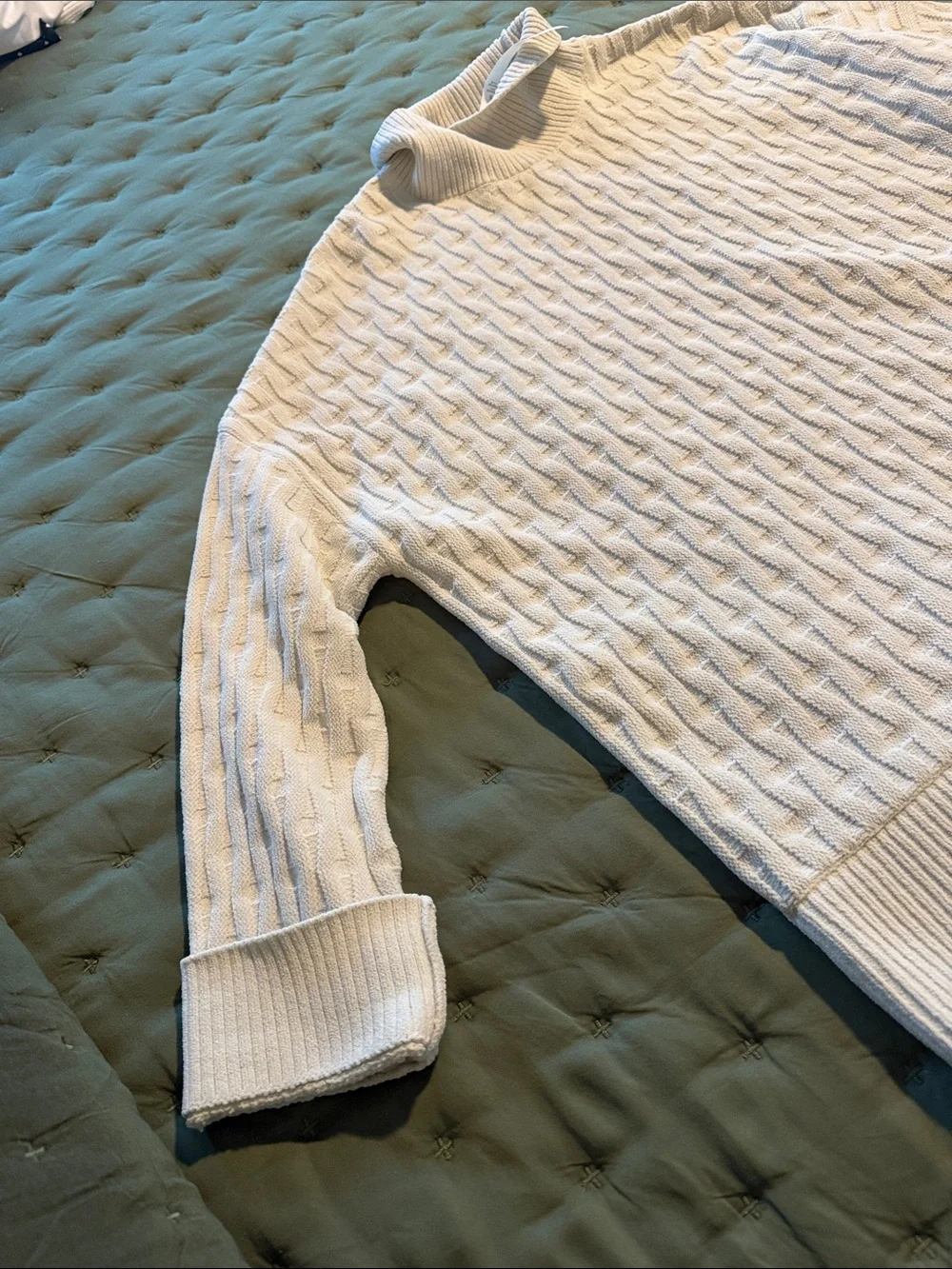 lululemon athletica Cream Cable-Knit Turtleneck Sweater/ Dress
